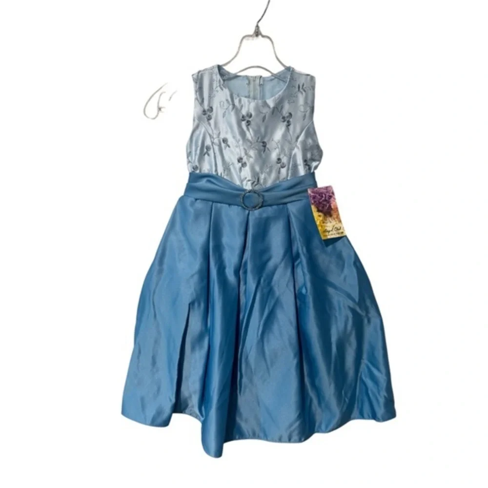 ANGEL CLUB Elegant light Blue formal Sleeveless embroidered Dress size 4